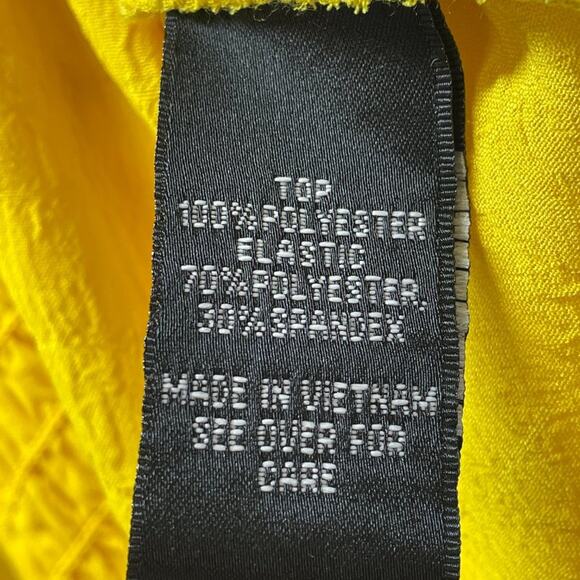 BCX On Off Shoulder Top Womens Medium Yellow Ruched Front Smocked Back Puff Slv - Picture 7 of 8